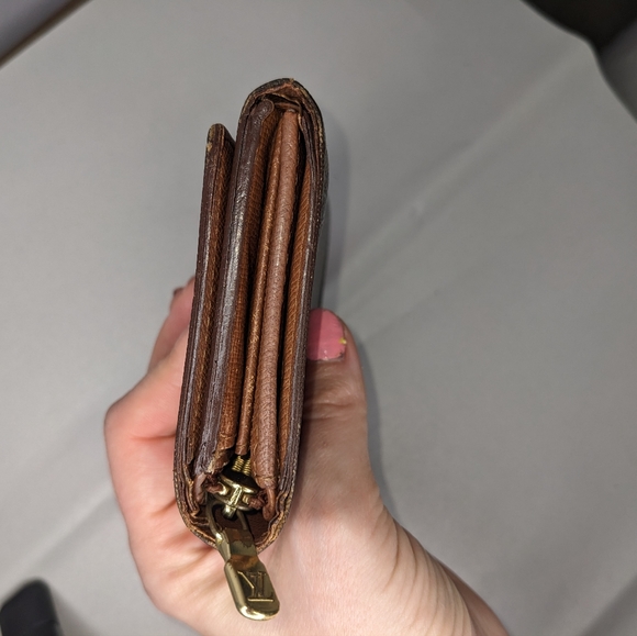 Authentic Louis Vuitton monogram tresor wallet - Picture 6 of 15